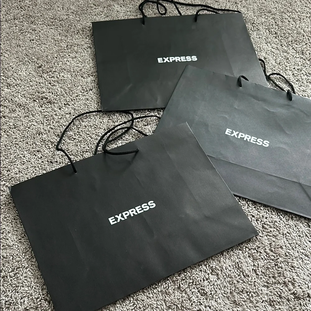Express Black Shopping Bags For Gifting